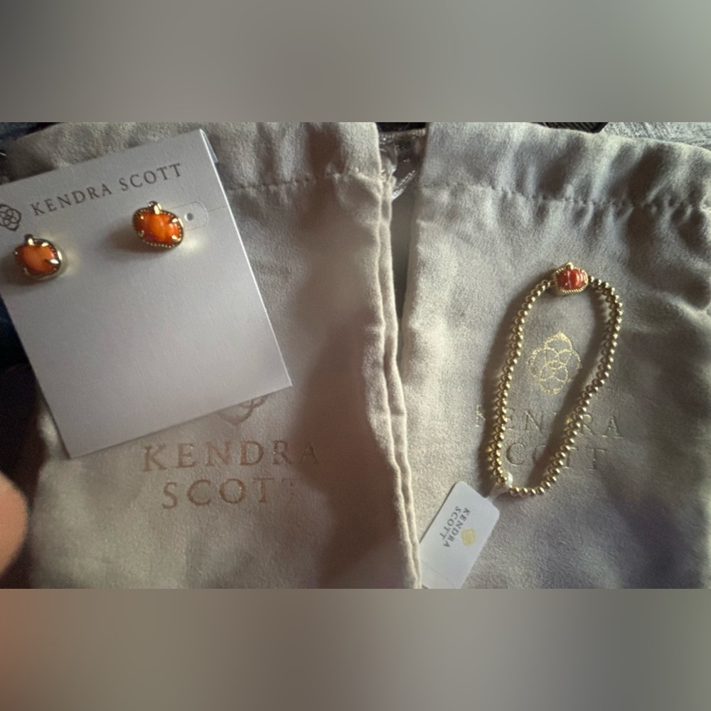 Kendra Scott pumpkin bracelets and matching earrings!!!